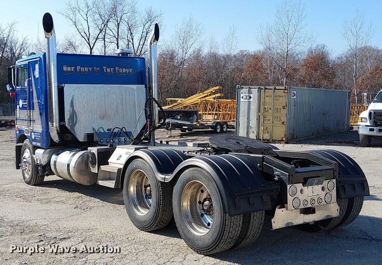 image for item FK0814 1978 Peterbilt 352-M semi truck