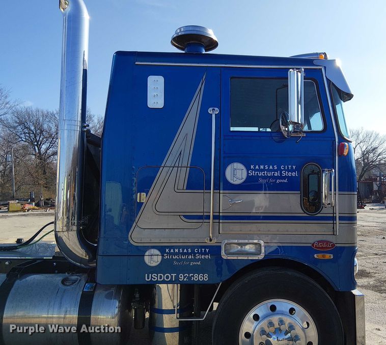 image for item FK0814 1978 Peterbilt 352-M semi truck