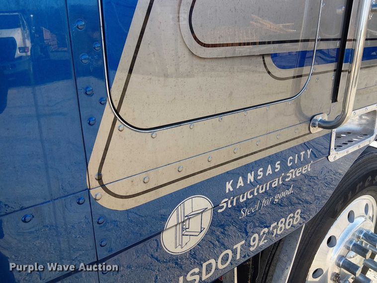 image for item FK0814 1978 Peterbilt 352-M semi truck