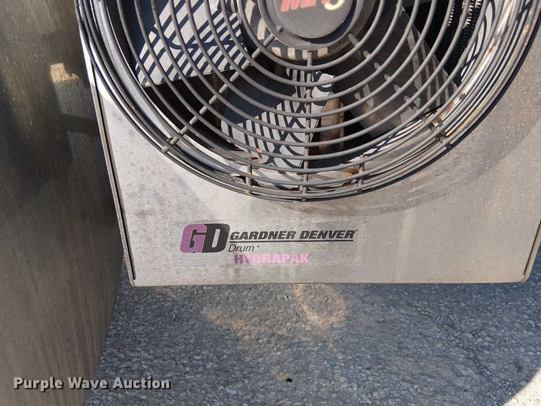 image for item FK0814 1978 Peterbilt 352-M semi truck