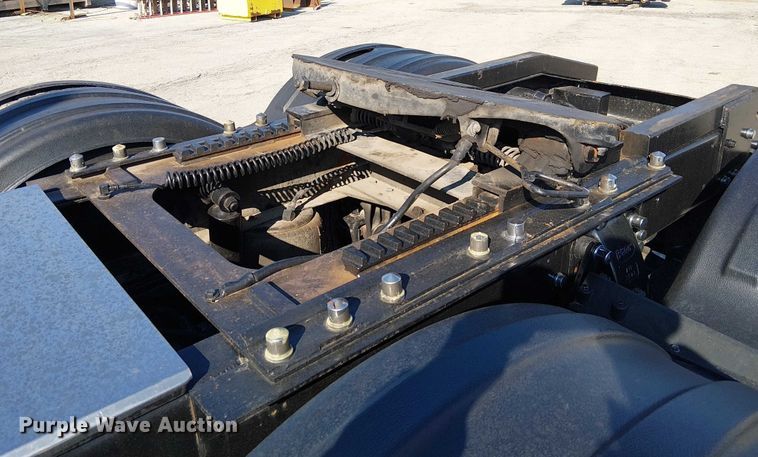 image for item FK0814 1978 Peterbilt 352-M semi truck