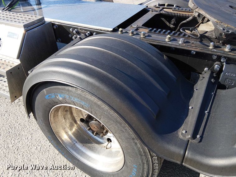 image for item FK0814 1978 Peterbilt 352-M semi truck