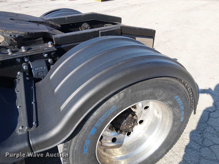 image for item FK0814 1978 Peterbilt 352-M semi truck