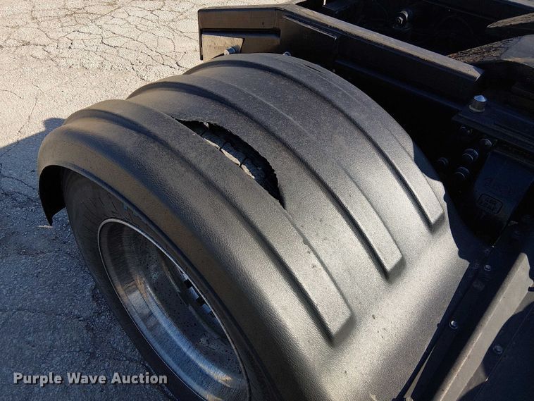 image for item FK0814 1978 Peterbilt 352-M semi truck