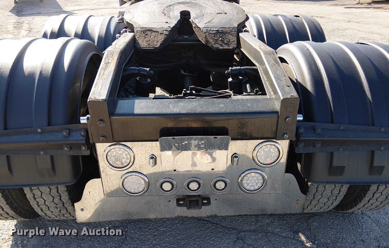 image for item FK0814 1978 Peterbilt 352-M semi truck