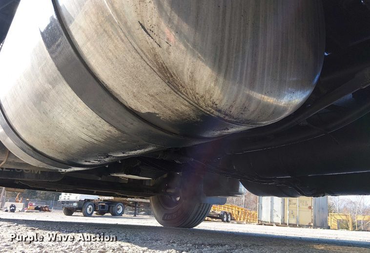 image for item FK0814 1978 Peterbilt 352-M semi truck