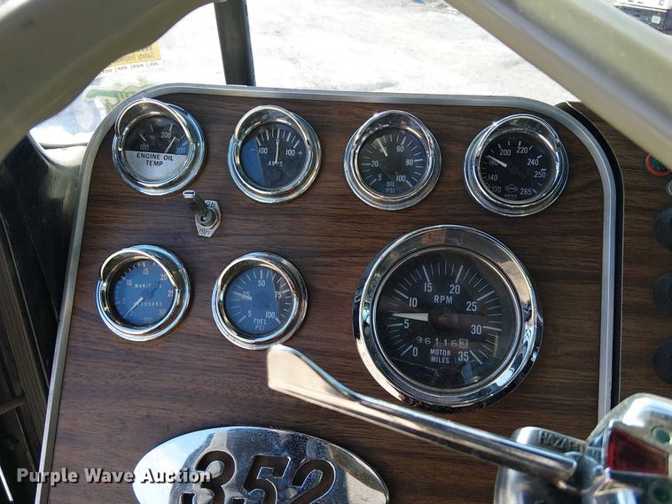 image for item FK0814 1978 Peterbilt 352-M semi truck