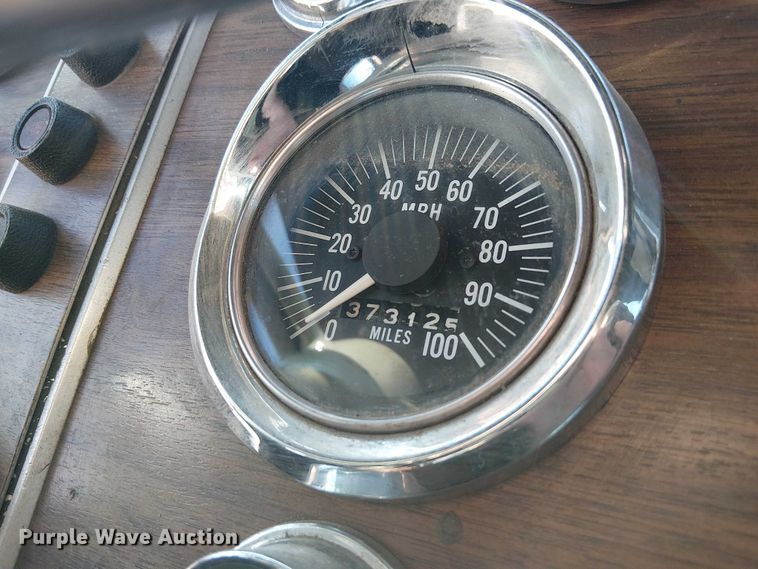 image for item FK0814 1978 Peterbilt 352-M semi truck