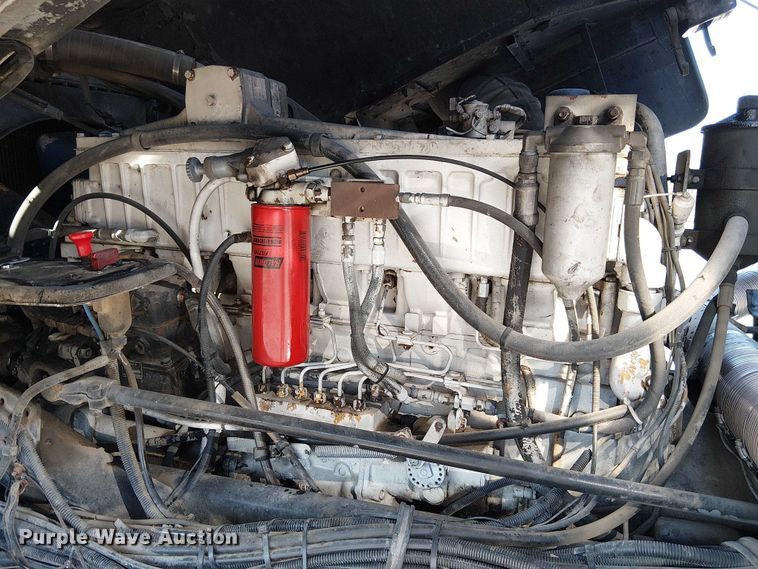 image for item FK0814 1978 Peterbilt 352-M semi truck