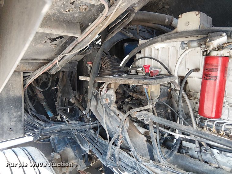 image for item FK0814 1978 Peterbilt 352-M semi truck