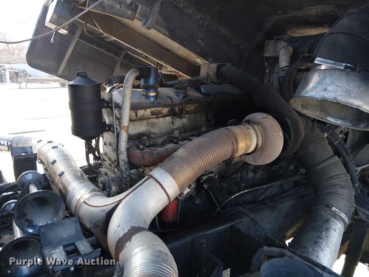 image for item FK0814 1978 Peterbilt 352-M semi truck