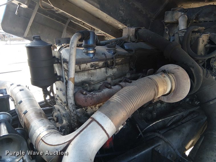 image for item FK0814 1978 Peterbilt 352-M semi truck