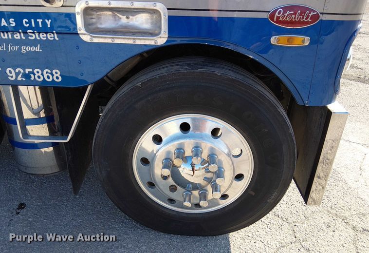 image for item FK0814 1978 Peterbilt 352-M semi truck