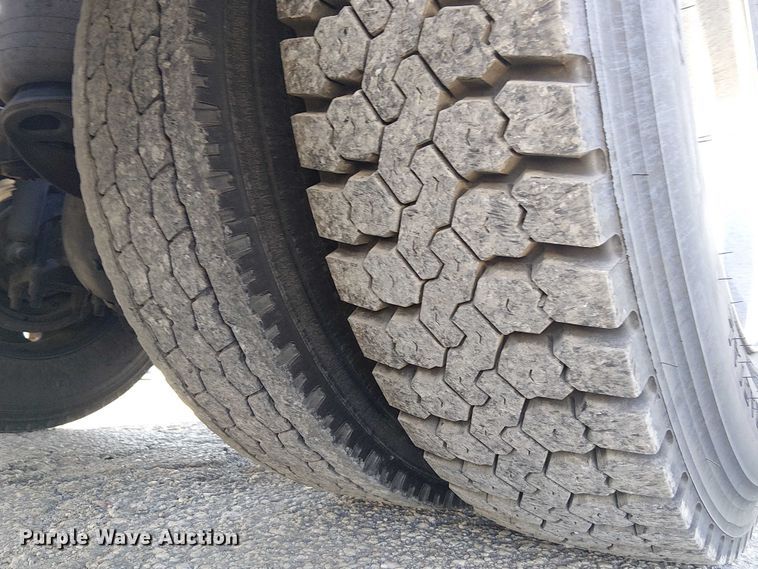 image for item FK0814 1978 Peterbilt 352-M semi truck