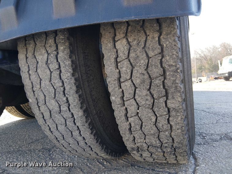 image for item FK0814 1978 Peterbilt 352-M semi truck