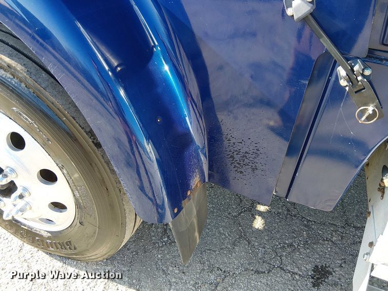 image for item FK0825 2007 International 9400ix semi truck