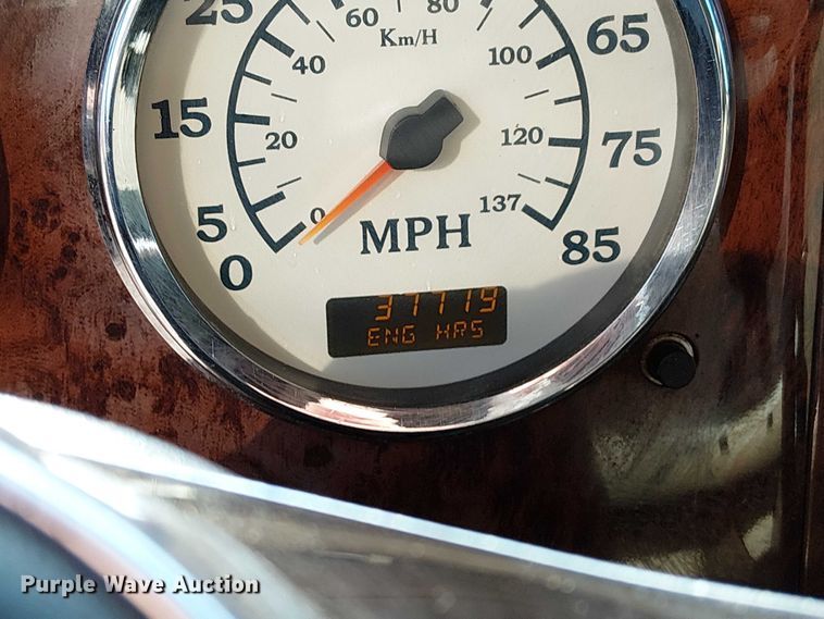 image for item FK0825 2007 International 9400ix semi truck