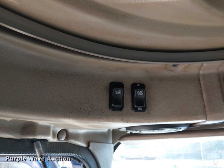 image for item FK0825 2007 International 9400ix semi truck