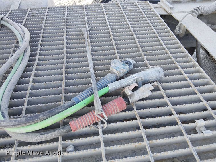 image for item FK0827 1994 Kenworth T800 semi truck