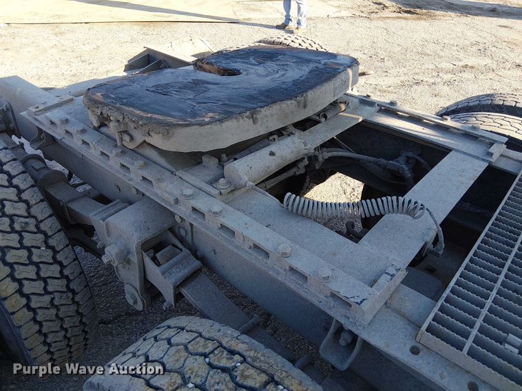 image for item FK0827 1994 Kenworth T800 semi truck