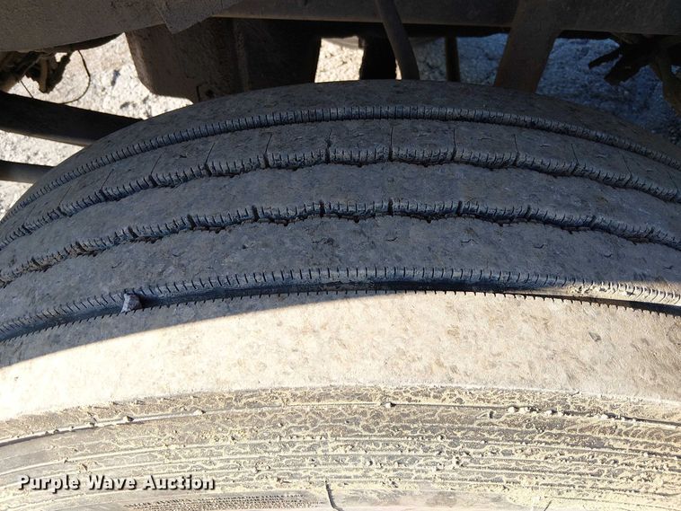 image for item FK0827 1994 Kenworth T800 semi truck