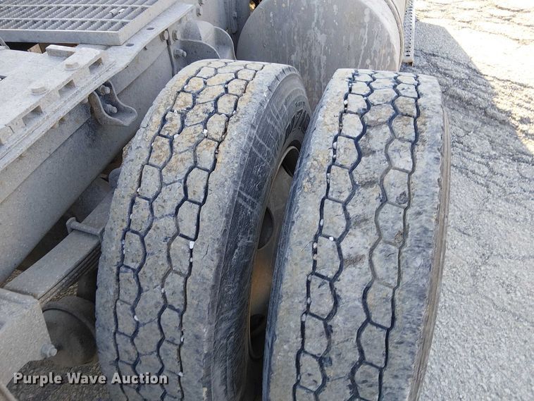 image for item FK0827 1994 Kenworth T800 semi truck