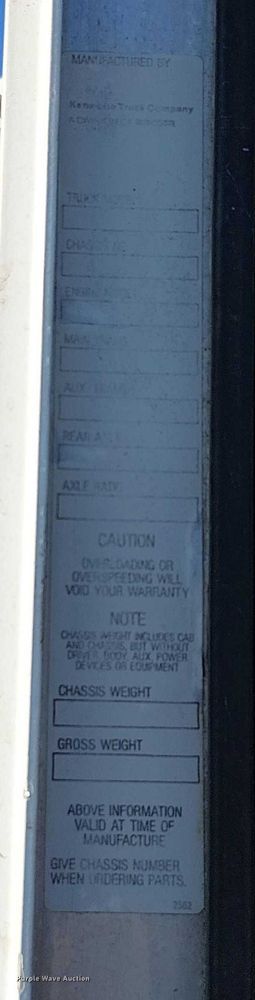 image for item FK0827 1994 Kenworth T800 semi truck