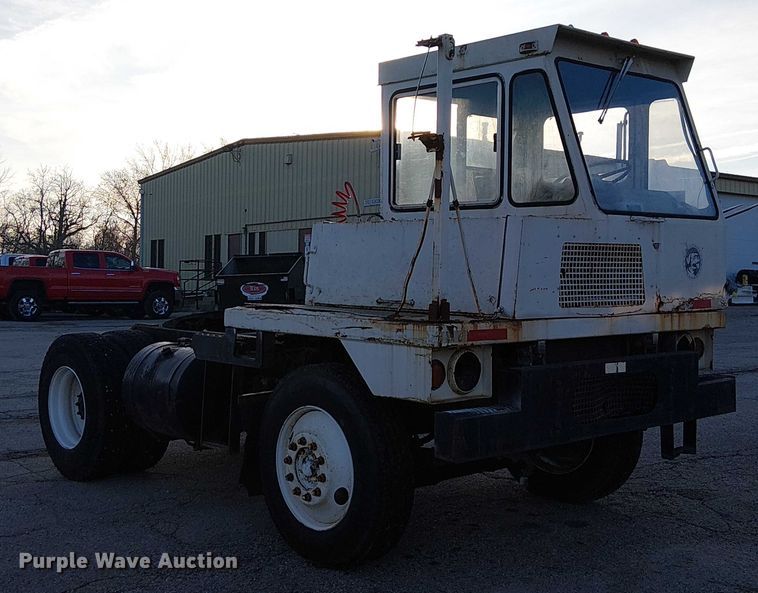 image for item FK0861 TJ Spotter S 300  yard truck