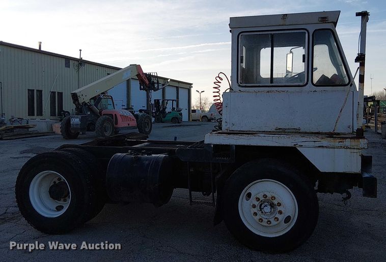 image for item FK0861 TJ Spotter S 300  yard truck