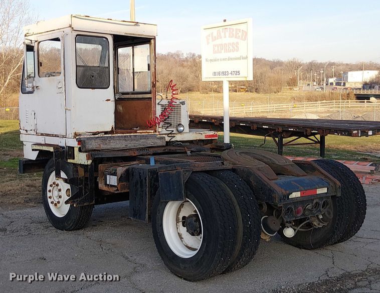 image for item FK0861 TJ Spotter S 300  yard truck