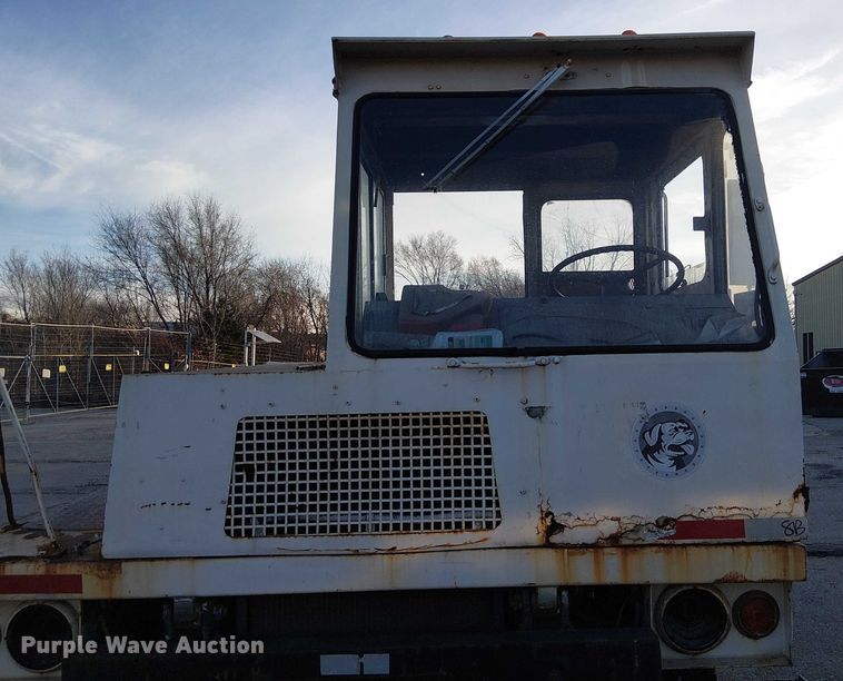 image for item FK0861 TJ Spotter S 300  yard truck