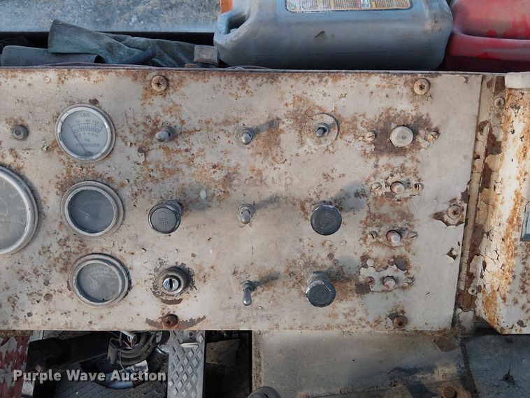 image for item FK0861 TJ Spotter S 300  yard truck