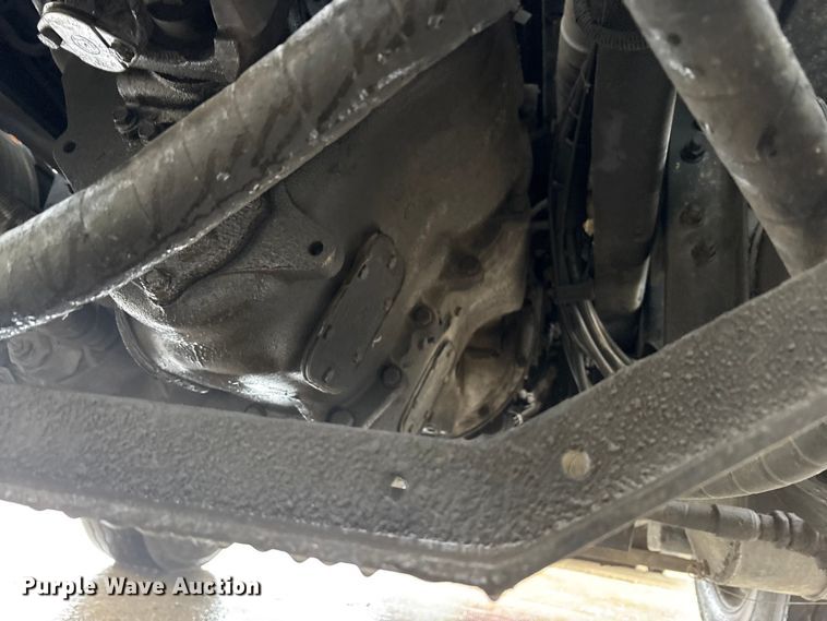 image for item FK1028 2003 Mack CV713 semi truck