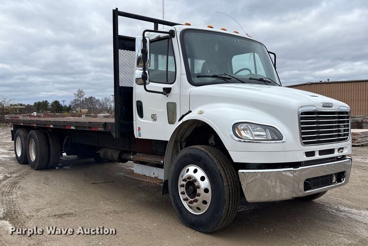 image for item FK1032 2014 Freightliner Business Class M2 flatbed truck