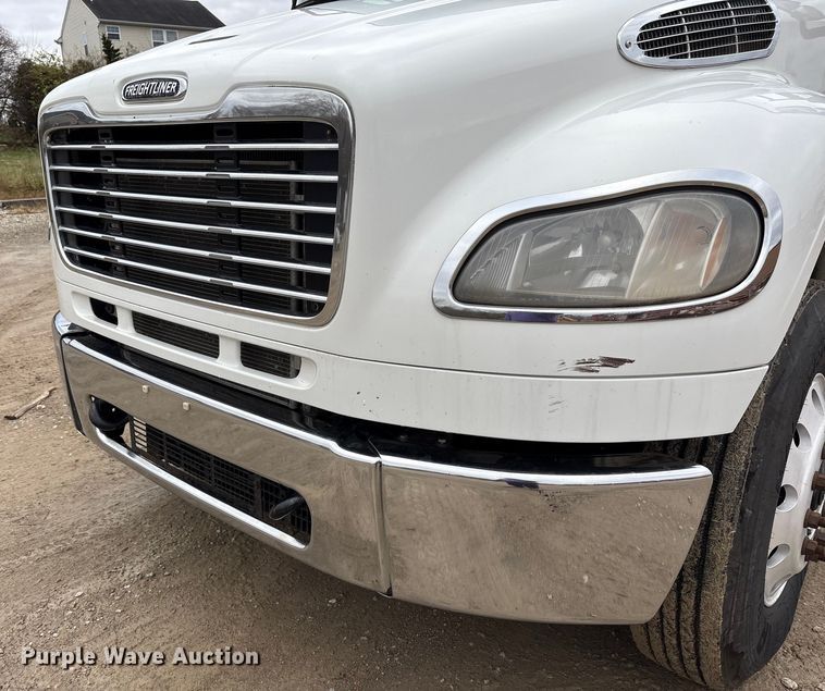 image for item FK1032 2014 Freightliner Business Class M2 flatbed truck