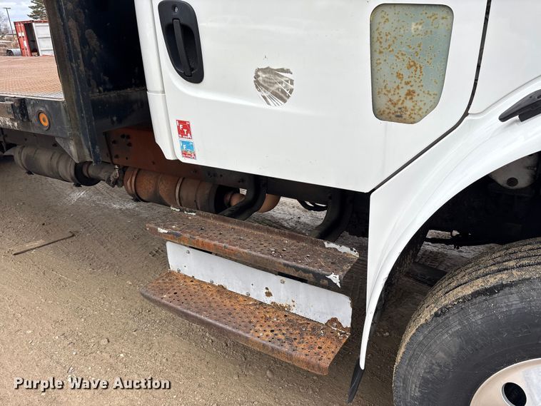 image for item FK1032 2014 Freightliner Business Class M2 flatbed truck