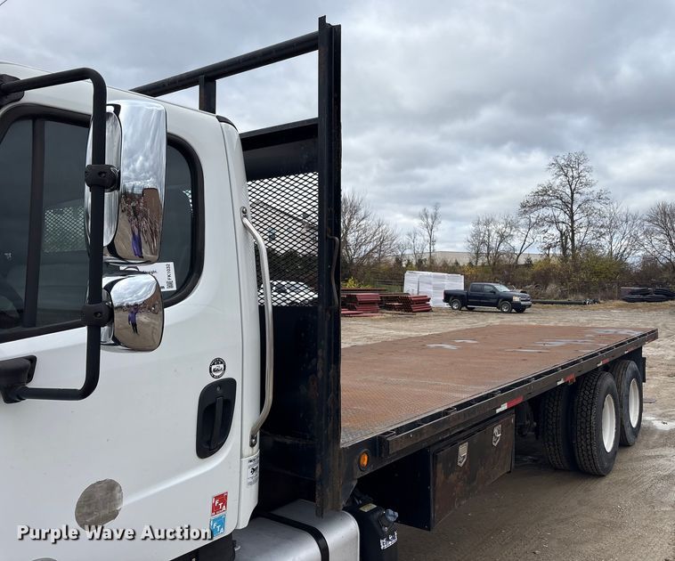 image for item FK1032 2014 Freightliner Business Class M2 flatbed truck