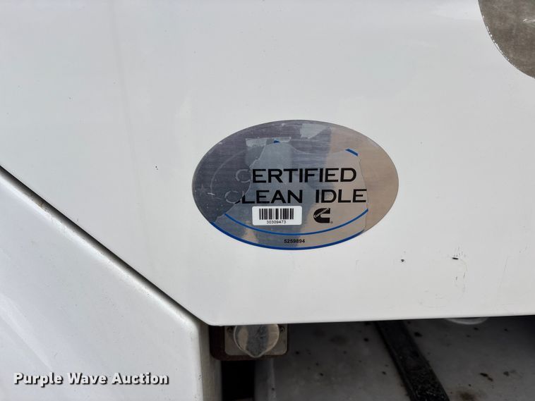 image for item FK1032 2014 Freightliner Business Class M2 flatbed truck