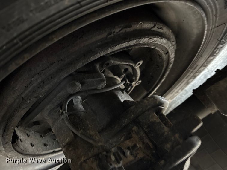 image for item FK1032 2014 Freightliner Business Class M2 flatbed truck