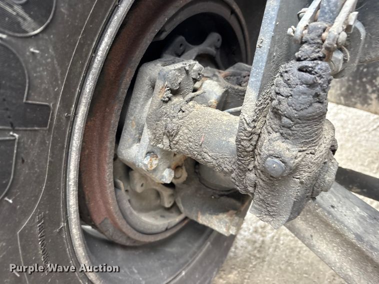 image for item FK1032 2014 Freightliner Business Class M2 flatbed truck