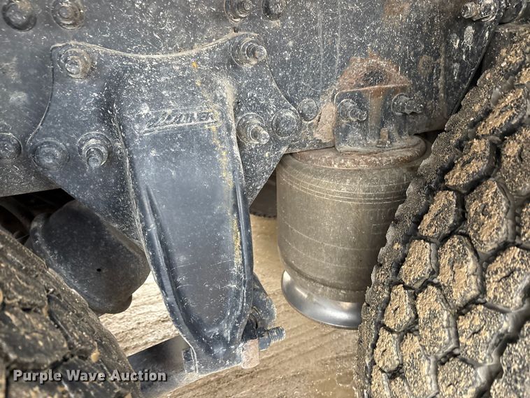 image for item FK1032 2014 Freightliner Business Class M2 flatbed truck