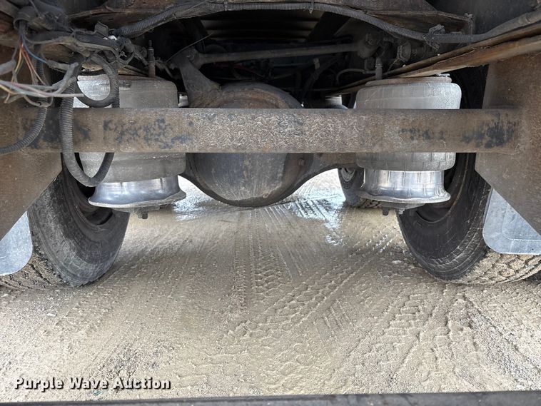 image for item FK1032 2014 Freightliner Business Class M2 flatbed truck