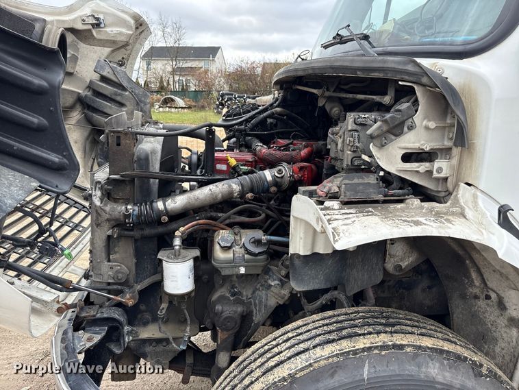 image for item FK1032 2014 Freightliner Business Class M2 flatbed truck