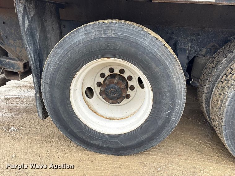 image for item FK1032 2014 Freightliner Business Class M2 flatbed truck