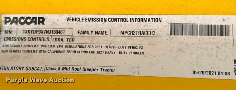 image for item HI9380 2022 Kenworth T680 semi truck