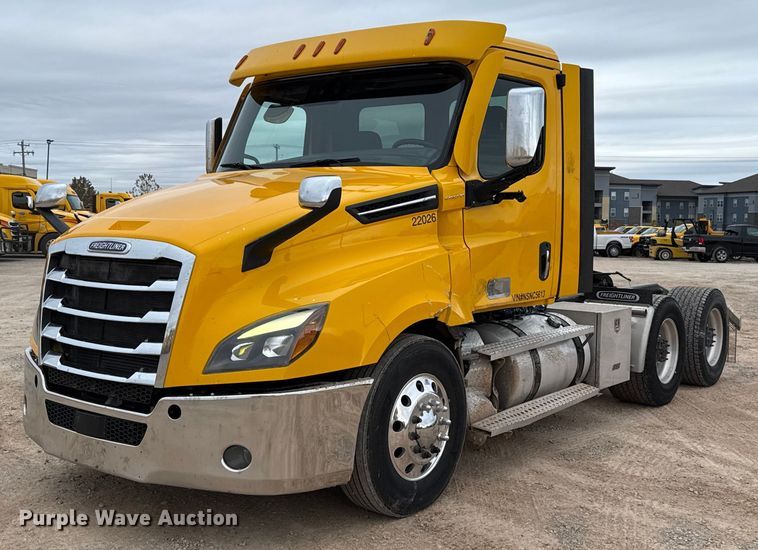 CAMIóN 2022 FREIGHTLINER