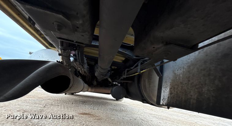 image for item HI9383 2021 Freightliner Cascadia 126 semi truck