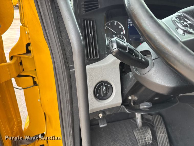 image for item HI9383 2021 Freightliner Cascadia 126 semi truck