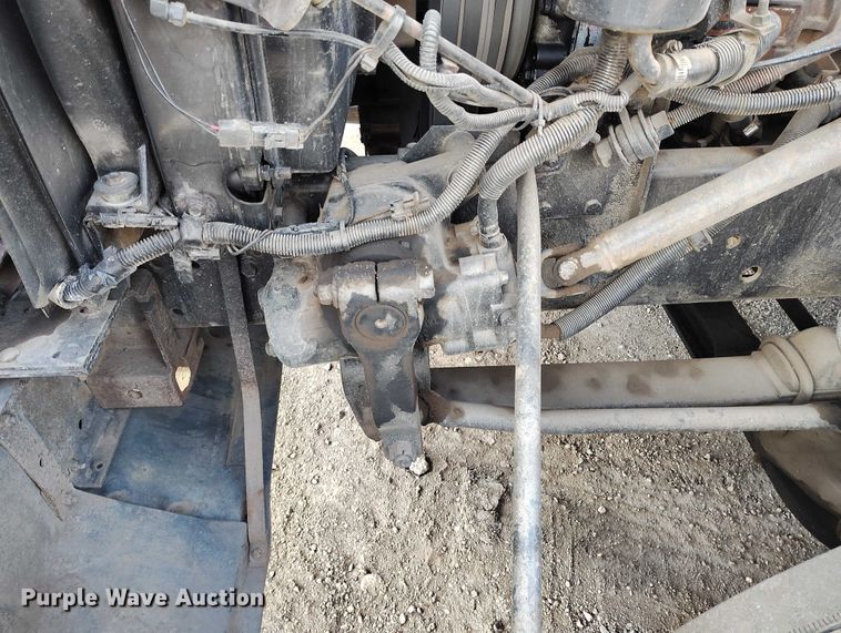 image for item IH9367 1996 International 8200 semi truck