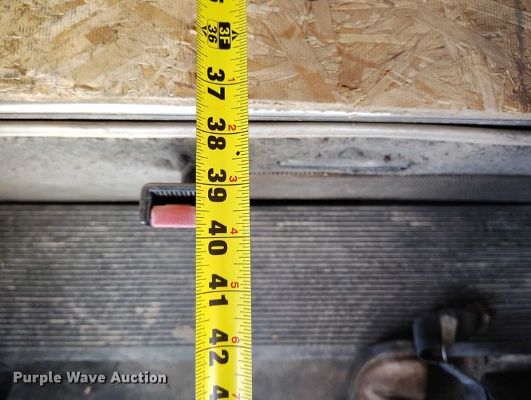 image for item IH9368 2005 Mack CXN 613 semi truck